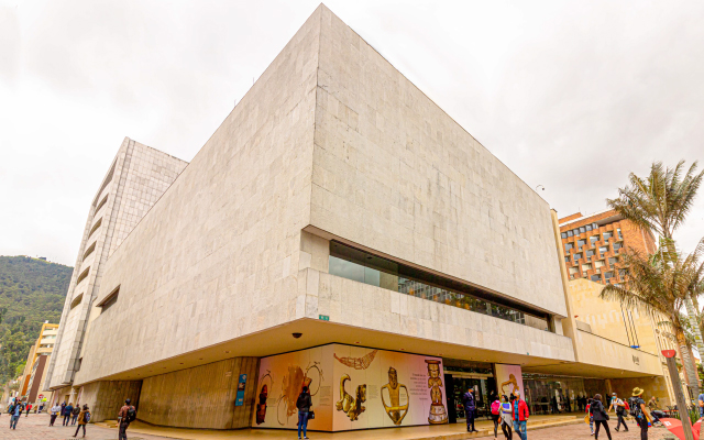 Museo del Oro, alquiler carro bogota